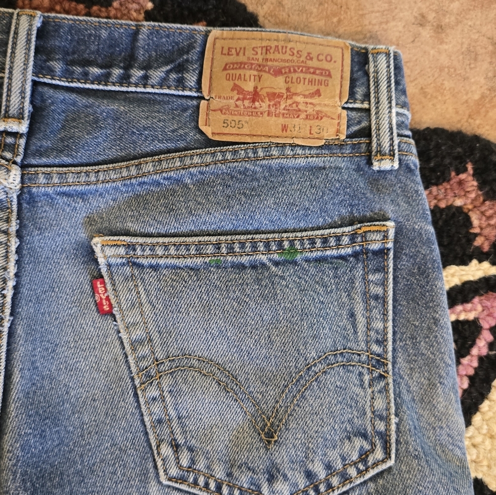 🔥🔥Distressed Levis Blue Jeans 31x30🔥🔥 - Picture 11 of 11